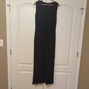 Tahari Sleeveless Black Maxi Dress - Classic Minimalist